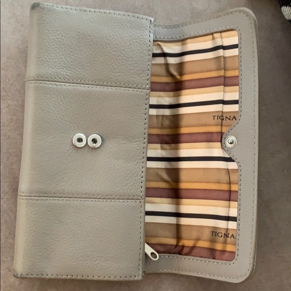 Large grey Tignanello wallet - Picture 3 of 5
